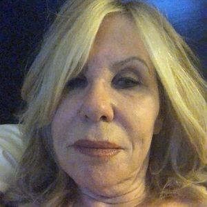 Meet your Posher, Loretta